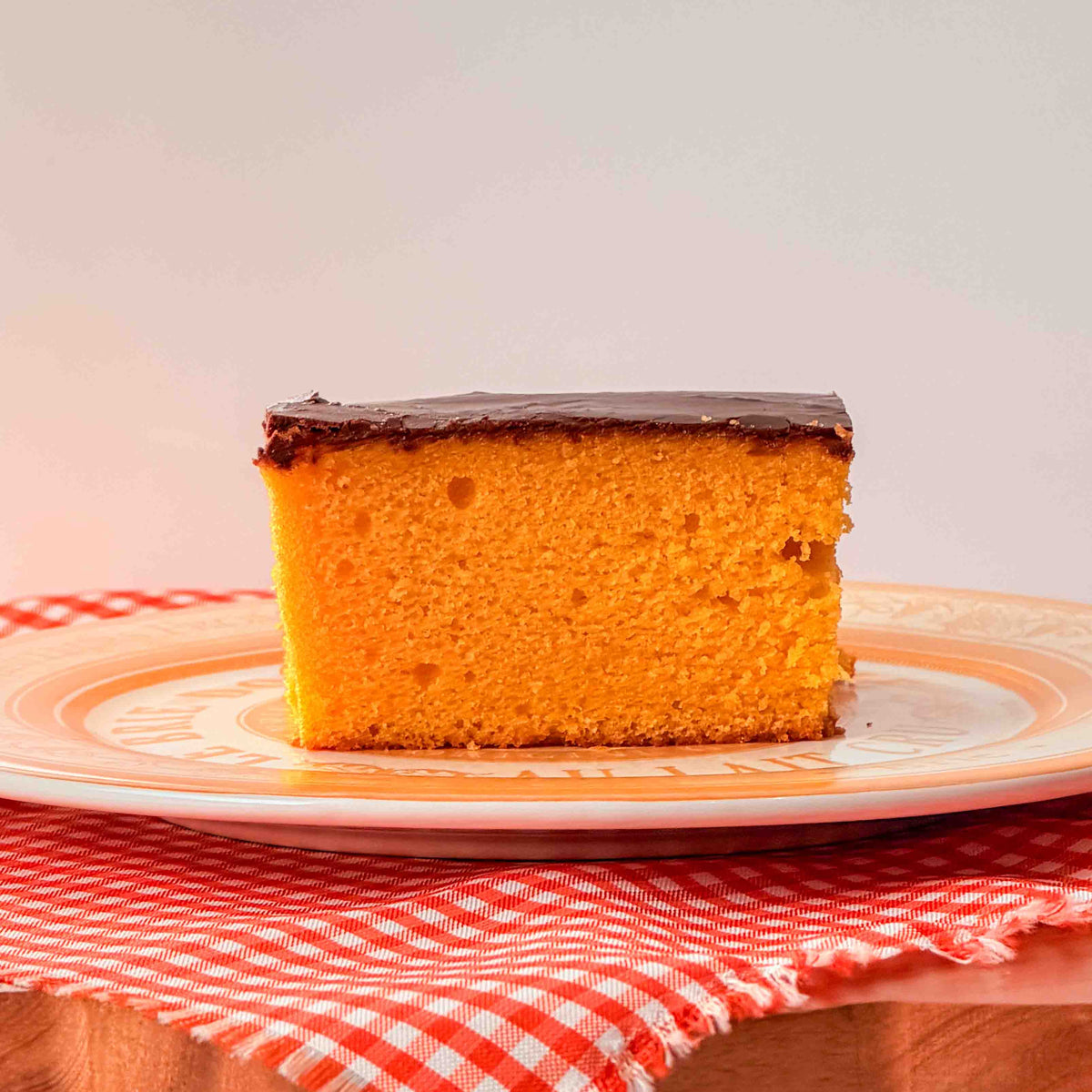 Bolo de Cenoura Artesanal | Bolo de Aniversário de Cenoura